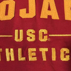 USC Trojans Athletics Red T-Shirt Men's XL Gold Embroidery + Patches Old Varsity